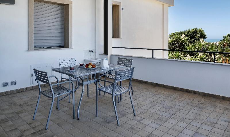 Sikelika Residence Sul Mare Scoglitti Kültér fotó